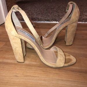 Steve Madden suede heels